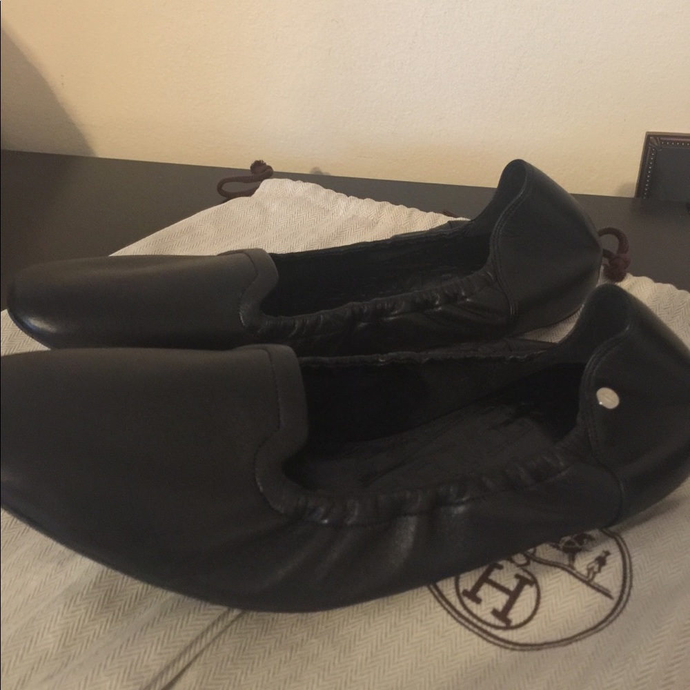 New Hermes Black Leather Moccasins